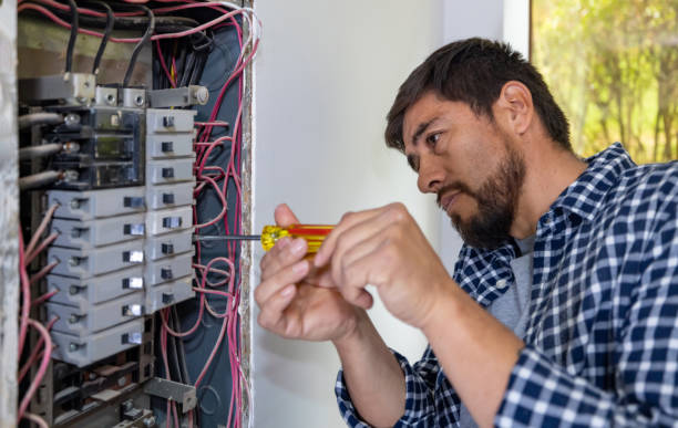 Best Emergency Electrical Repair  in Liberal, KS